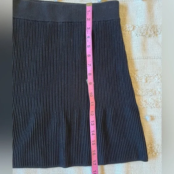 Intimately Free People Black Ribbed Knit Mini skirt x-small - Picture 5 of 7